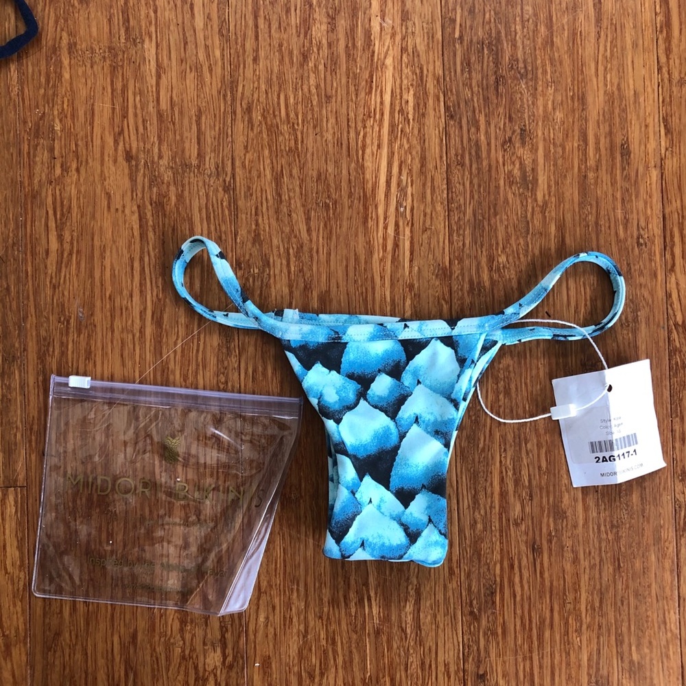 Midori agave bottoms BNWT comes with the bag